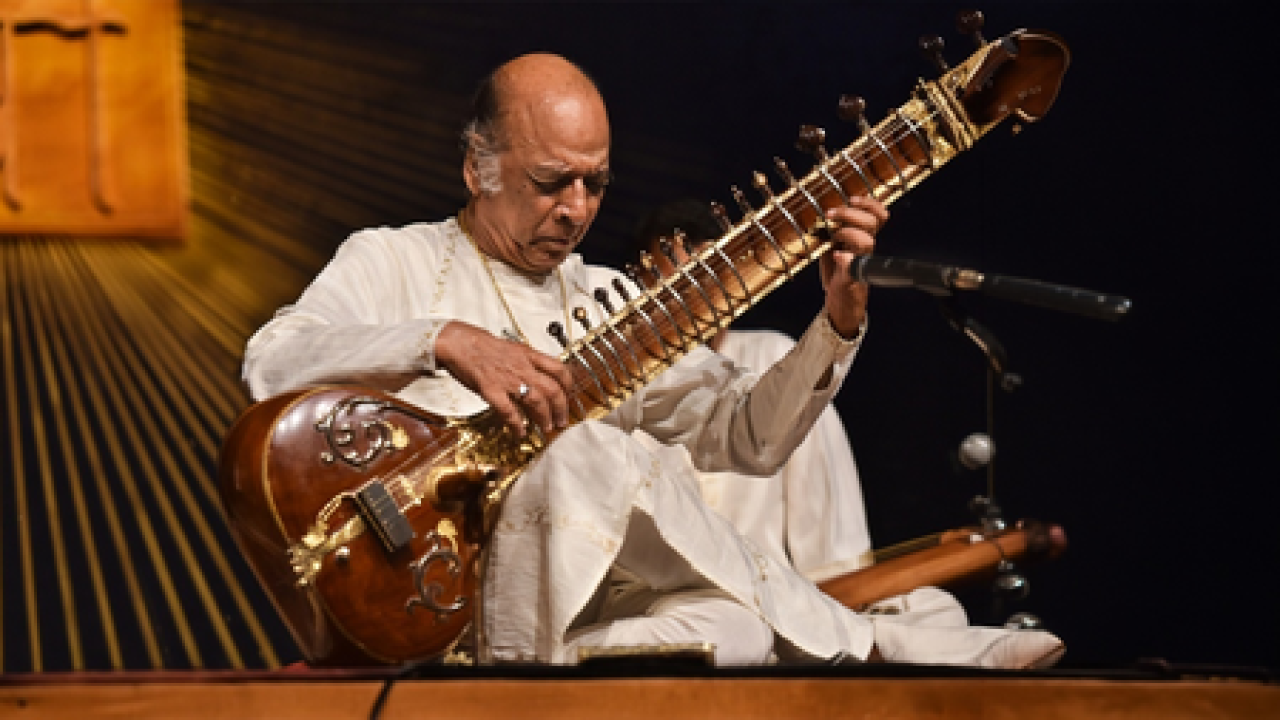 ઉસ્તાદ વિલાયત ખાં: सितારના મહાન કલાકારની વારસો