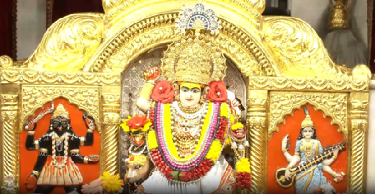 જંઢેવાલાન મંદિરમાં નવરાત્રીના બીજા દિવસે ભક્તોની મોટી સંખ્યામાં હાજરી