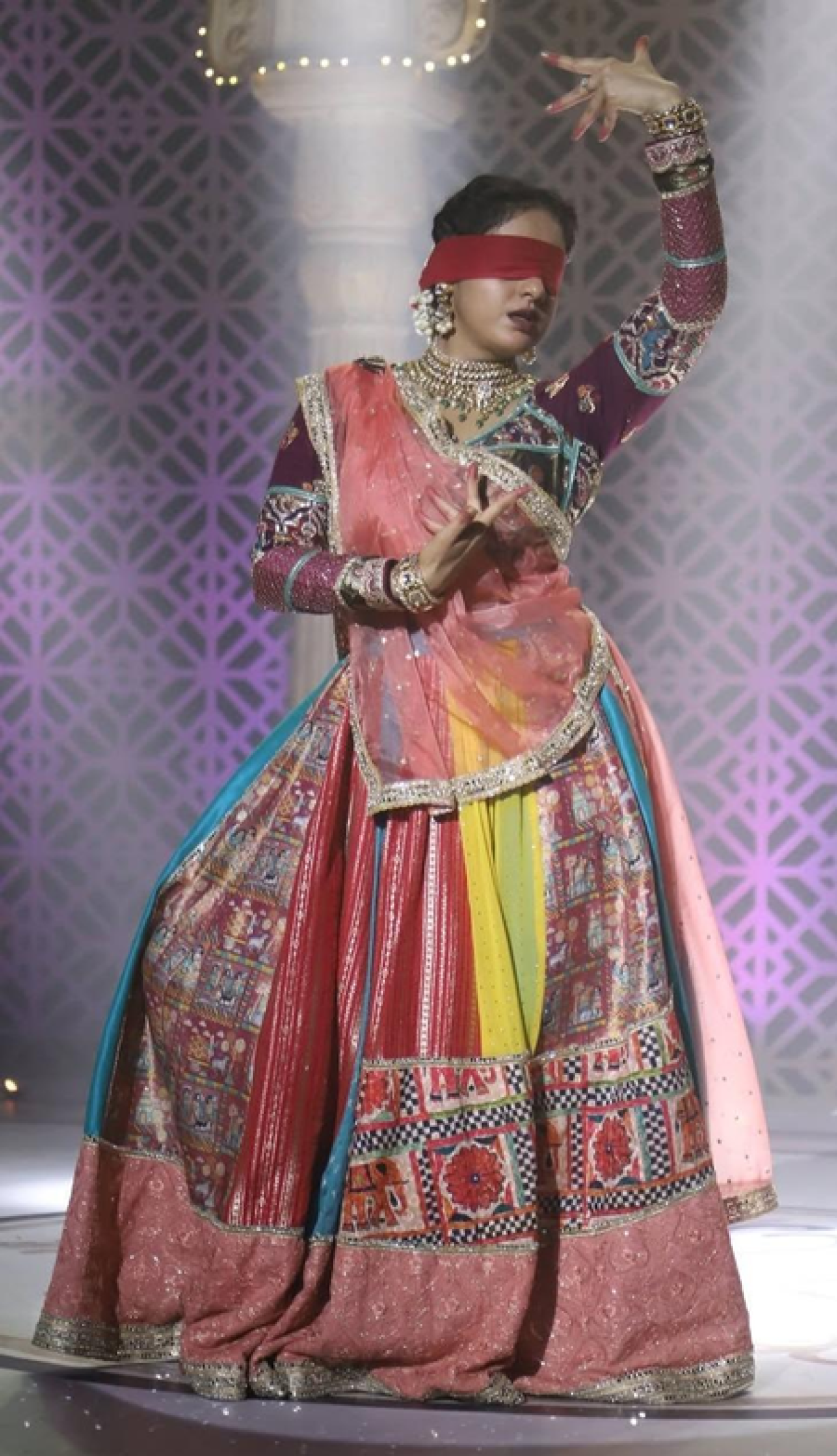 દીપિકા સિંહે ‘મંગલ લક્ષ્મી’ માટે અનોખા અંદાજમાં ડાન્સ કર્યો
