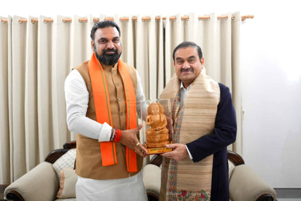 બિહારના મુખ્યમંત્રી સમ્રાટ ચૌધરી સાથે ગૌતમ અદાણીની મુલાકાત, 60 હજાર કરોડનું રોકાણ