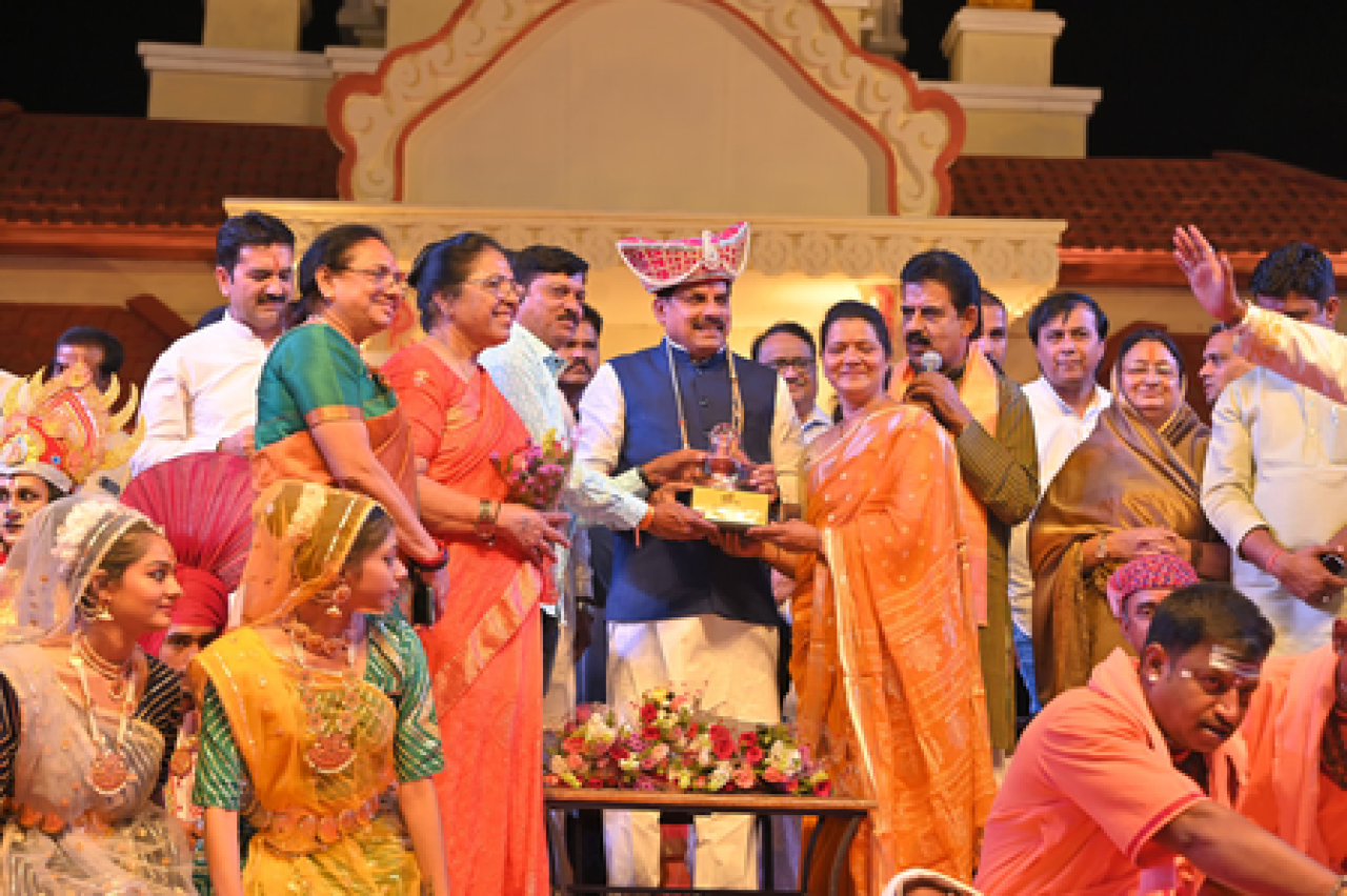 ‘મેંગો જત્રા’માં ઇંદોરની સાંસ્કૃતિક એકતા અને ખેડૂતોના કલ્યાણની ઝલક