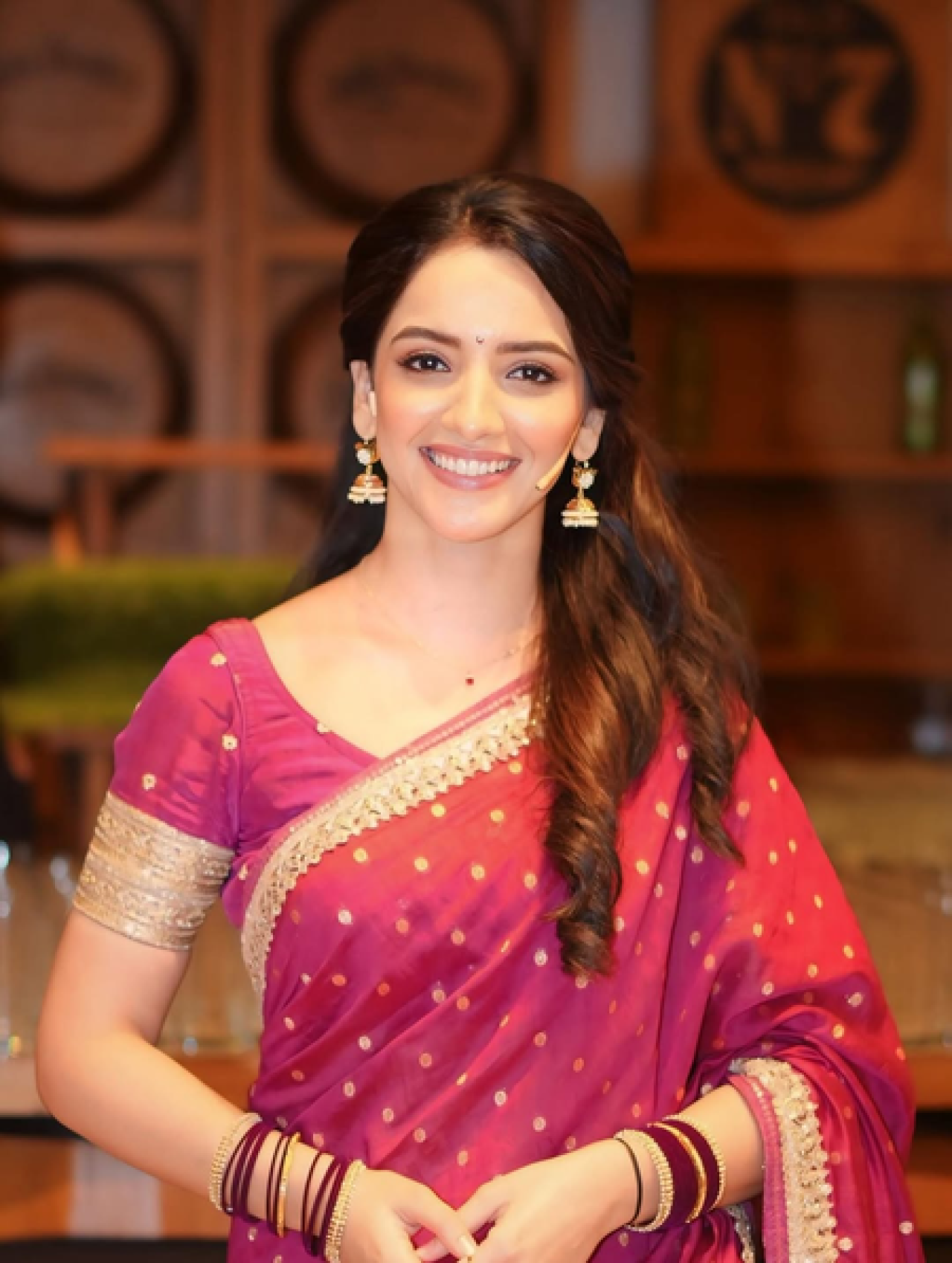 શ્રીકૃષ્ણની શીખ પર સોનાક્ષી બત્રાનો વિચાર: ભગવાને અનેક ભૂમિકાઓ ભજવી, છતાં પોતાને ગુમાવ્યા નહીં
